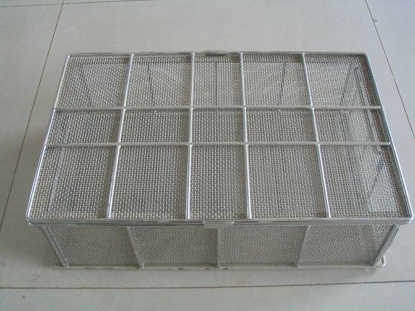 Sterilization box with small holes
